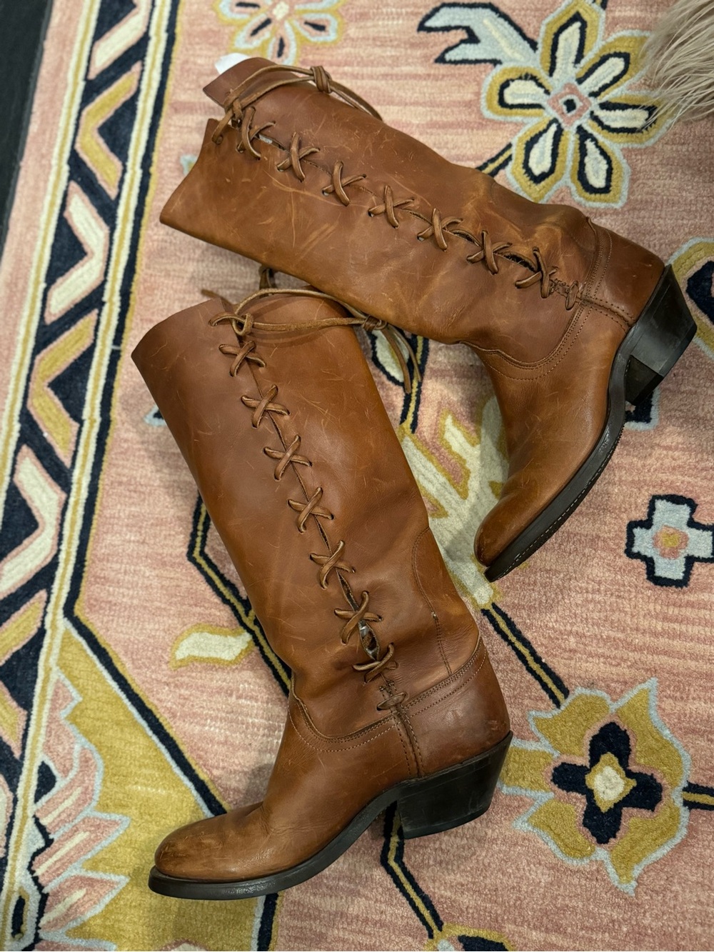 Laredo ~ vintage side-lace campus cowboy boots / Size 8
